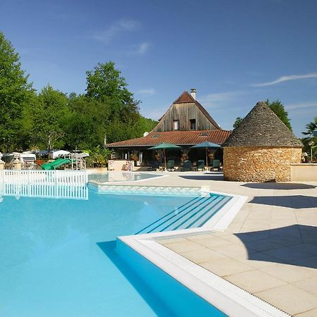 Отель Camping Sunissim Le Moulin Du Roch 5 Stars By Locatour Сарла-ла-Канеда Экстерьер фото